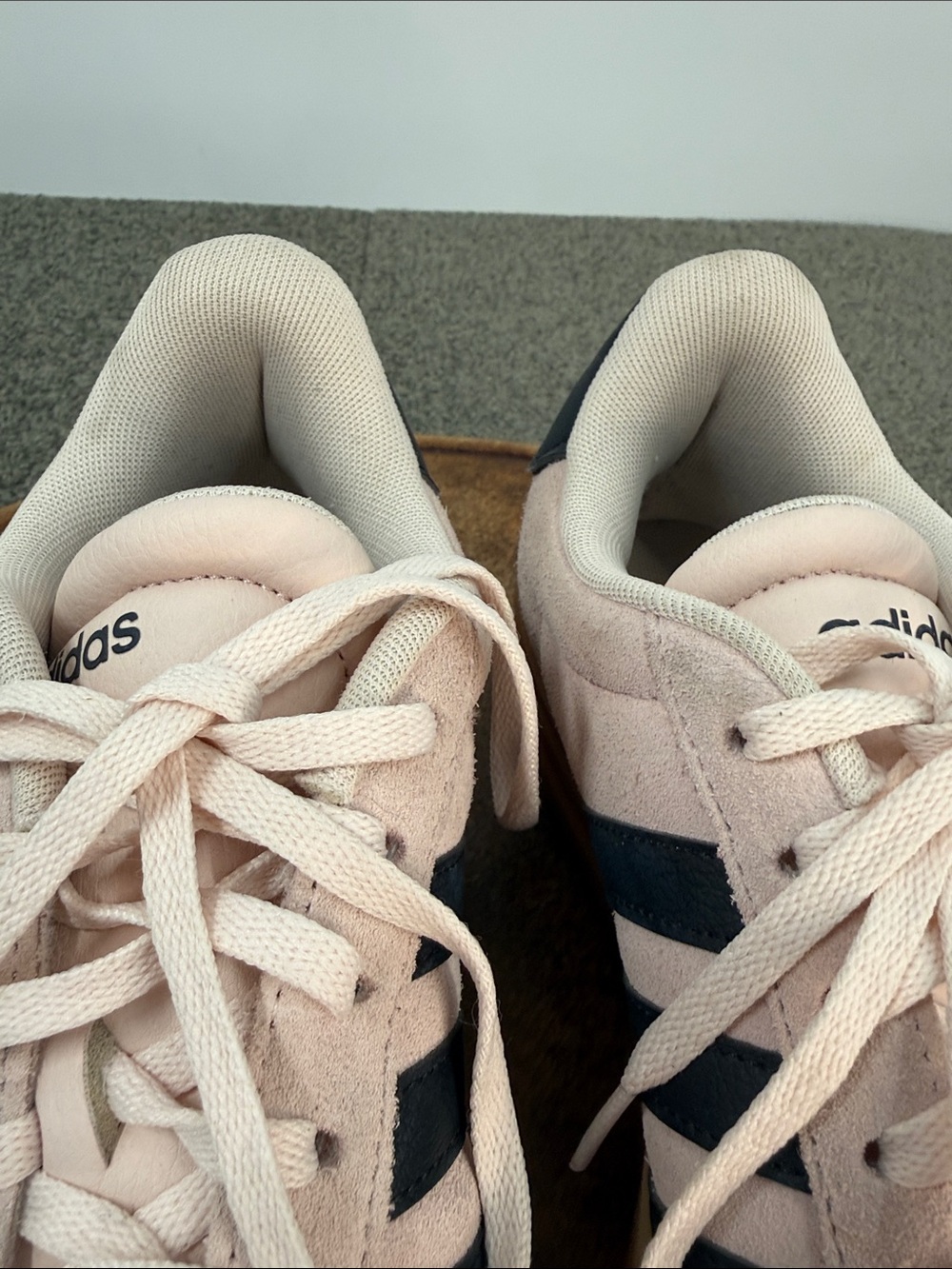 adidas Shoes Wm 8.5 Pink Suede Platform Sneakers Black Stripes - Picture 4 of 11